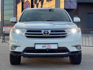 2011 Toyota Highlander II (XU40) Рестайлинг, белый, 1797000 рублей, вид 5