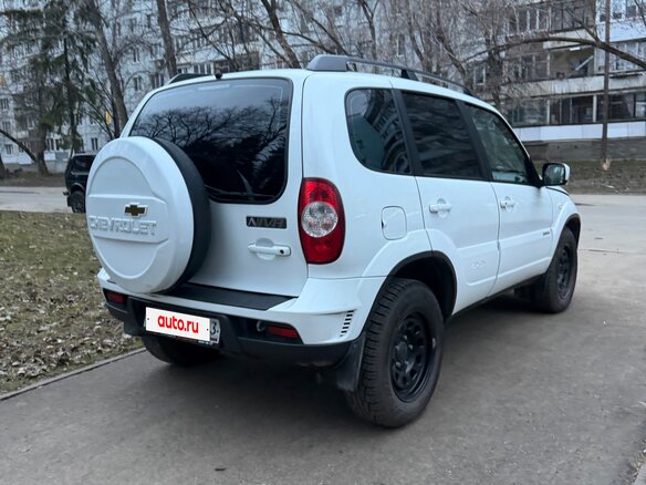2014 Chevrolet Niva I Рестайлинг, белый, 850000 рублей - вид 11