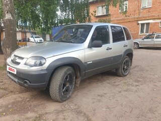 2011 Chevrolet Niva I Рестайлинг, серый, 350000 рублей, вид 1