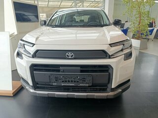 2026 Toyota RAV4 VI (XA60), белый, 4550000 рублей, вид 2