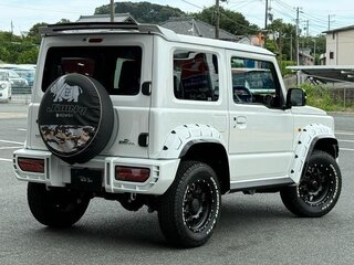 2022 Suzuki Jimny Sierra IV, белый, 2000000 рублей, вид 5