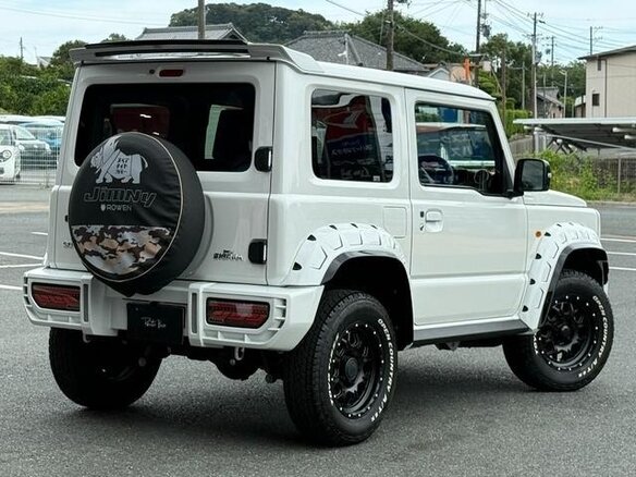 2022 Suzuki Jimny Sierra IV, белый - вид 4