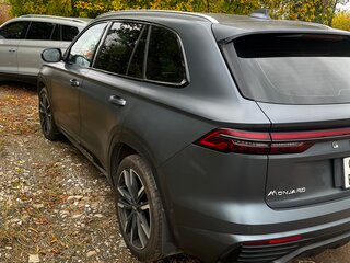 2023 Geely Monjaro I, серый, 3075000 рублей, вид 3