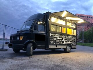 1994 Mercedes-Benz T1, чёрный, 650000 рублей, вид 3