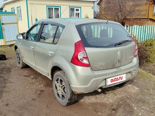 2012 Renault Sandero I, бежевый, 700000 рублей, вид 2