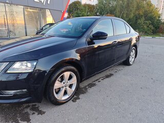 2020 Skoda Octavia III (A7) Рестайлинг, чёрный, 1950000 рублей, вид 1