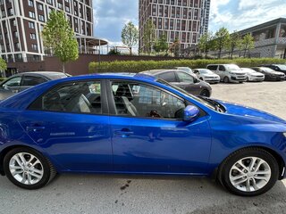 2011 Kia Cerato 6-speed II, голубой, 940000 рублей, вид 4
