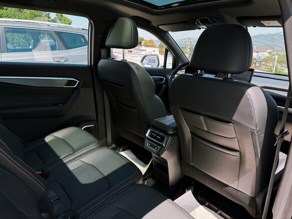 2026 Geely Okavango I Рестайлинг, белый, 4085990 рублей - вид 32