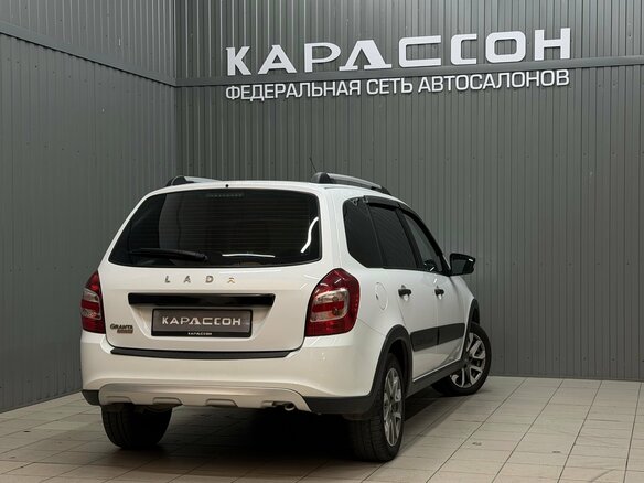 2023 Lada (ВАЗ) Granta I Рестайлинг, белый, 980000 рублей - вид 1