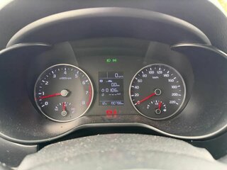 2019 Kia Rio IV, белый, 790000 рублей, вид 4