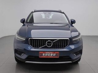 2022 Volvo XC40 I, чёрный, 2027511 рублей, вид 2