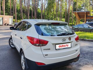 2013 Hyundai ix35 I, белый, 999999 рублей, вид 4