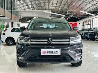 2022 Volkswagen Tharu I, серый, 1750000 рублей, вид 2