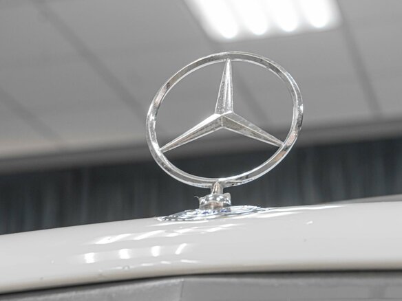1997 Mercedes-Benz S-Класс 320 III (W140) Рестайлинг, белый, 5399000 рублей - вид 7