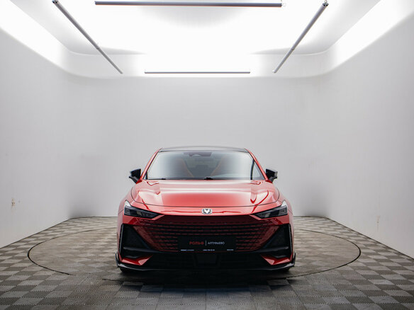 2023 Changan UNI-V I, красный - вид 1