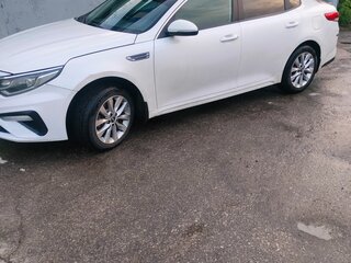 2019 Kia Optima IV Рестайлинг, белый, 1195000 рублей, вид 5