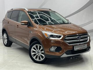 2016 Ford Kuga II Рестайлинг, коричневый, 1840000 рублей, вид 3