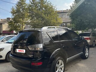2006 Mitsubishi Outlander II, чёрный, 780000 рублей, вид 3