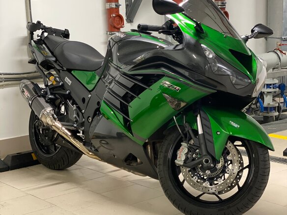 2018 Kawasaki ZZR 1400, зелёный, 1350000 рублей