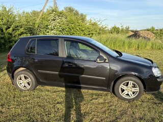 2006 Volkswagen Golf V, чёрный, 540000 рублей, вид 2