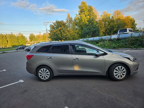 2014 Kia Ceed II, серебристый, 1250000 рублей - вид 1