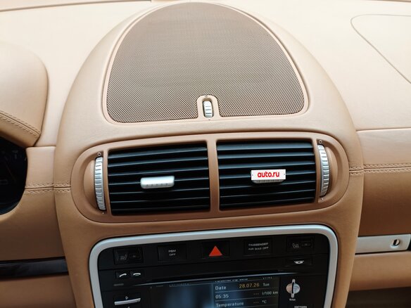 2009 Porsche Cayenne Diesel I Рестайлинг (957), коричневый, 1720000 рублей - вид 16