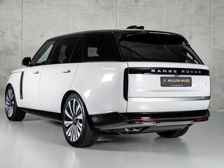 2026 Land Rover Range Rover P615 MHEV Long V, серый, 37990000 рублей, вид 4