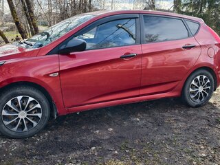 2012 Hyundai Solaris I, красный, 610000 рублей, вид 1