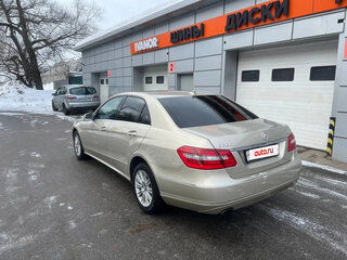 2011 Mercedes-Benz E-Класс 200 7G-Tronic IV (W212, S212, C207), золотистый, 1300000 рублей, вид 5