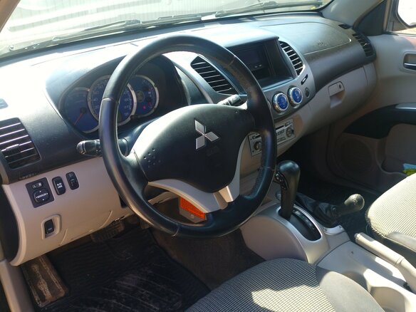 2008 Mitsubishi L200 IV, чёрный, 1250000 рублей - вид 4