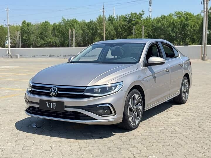 Открыть фотографии: Volkswagen Bora IV (China Market) Рестайлинг