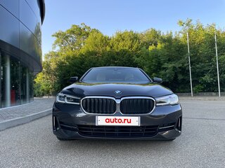 2020 BMW 5 серии Long 530Li VII (G30/G31/G38) Рестайлинг, серый, 3960000 рублей, вид 2