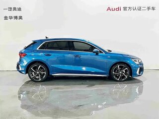 2022 Audi A3 Sportback 35 TFSI IV (8Y), синий, 1652161 рублей, вид 3