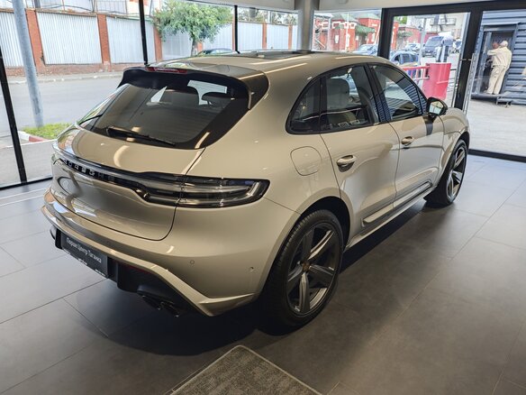 2026 Porsche Macan I Рестайлинг 2, серый, 14490000 рублей - вид 12