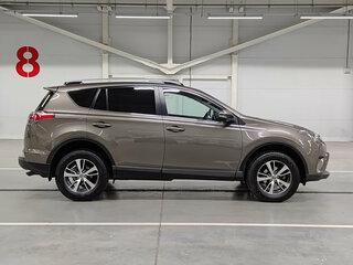 2018 Toyota RAV4 IV (XA40) Рестайлинг, коричневый, 2849000 рублей, вид 4