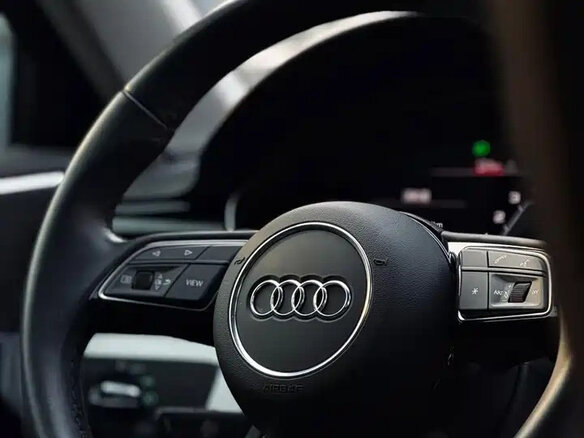 2022 Audi A4 35 TFSI Long V (B9) Рестайлинг, белый - вид 9