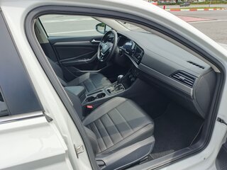 2021 Volkswagen Jetta 6-speed VII, белый, 1450000 рублей, вид 5