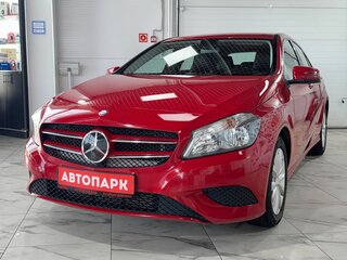 2014 Mercedes-Benz A-Класс 180 III (W176), красный, 1289000 рублей, вид 2