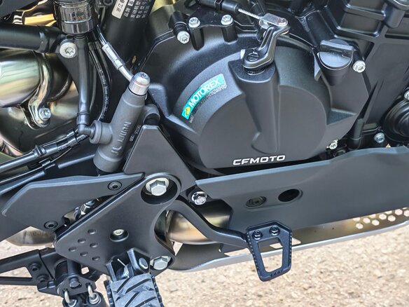 2026 CFMoto 800MT Explore, белый - вид 11