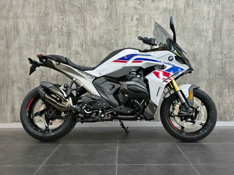 2025 BMW R 1300 RS, синий, 2500000 рублей, вид 1