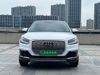 2019 Audi Q2 L e-tron I, белый, 1520000 рублей, вид 2