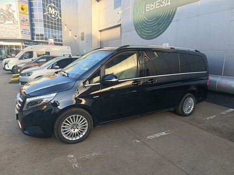 2015 Mercedes-Benz V-Класс Long 250 d длинный III (W447), чёрный, 4000000 рублей, вид 3