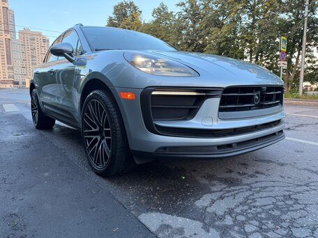 2023 Porsche Macan I Рестайлинг 2, серебристый, 8200000 рублей, вид 4