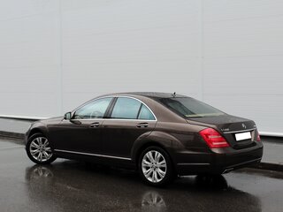 2010 Mercedes-Benz S-Класс 500 V (W221) Рестайлинг, коричневый, 1899000 рублей, вид 4