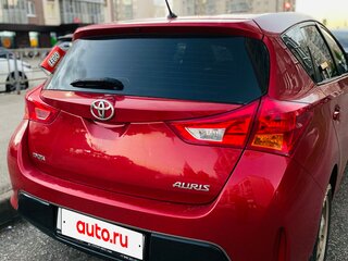 2013 Toyota Auris II, красный, 1160000 рублей, вид 4