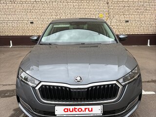 2021 Skoda Octavia IV (A8), серый, 2600000 рублей, вид 1