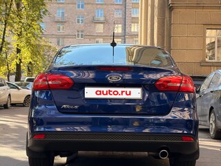 2018 Ford Focus III Рестайлинг, синий, 1499999 рублей, вид 2