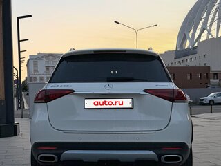 2022 Mercedes-Benz GLE 300 d II (V167), белый, 8000000 рублей, вид 3