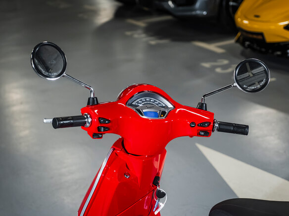 2025 Vespa LXV 125, красный, 500000 рублей - вид 24