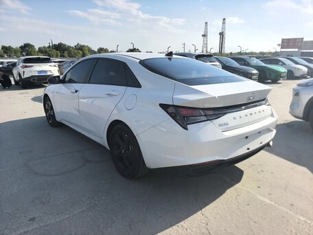 2023 Hyundai Elantra VII (CN7), белый, 1610000 рублей, вид 3